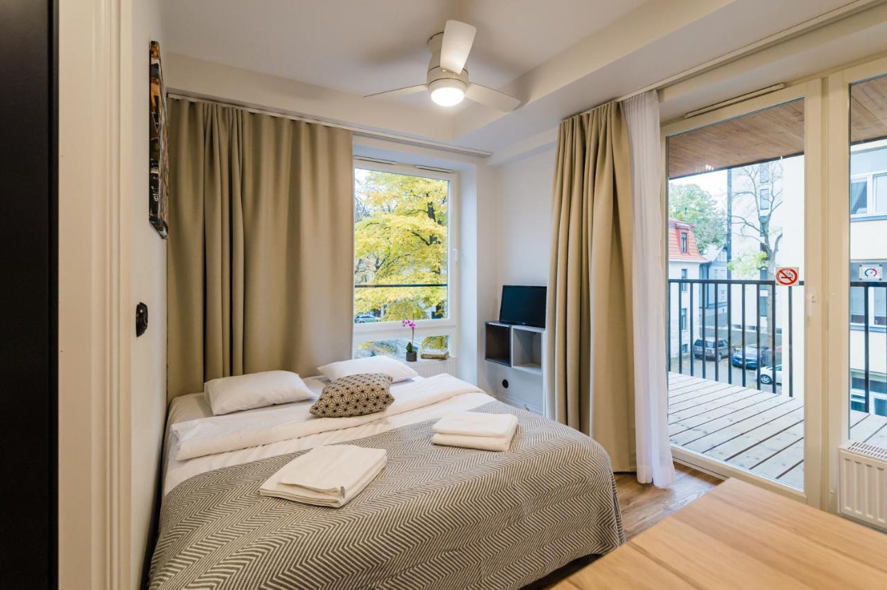Thomas' Home - Trendy, Central & Balcony Талин Екстериор снимка